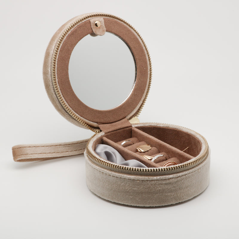 Le Macaron - Jewelry Travel Case
